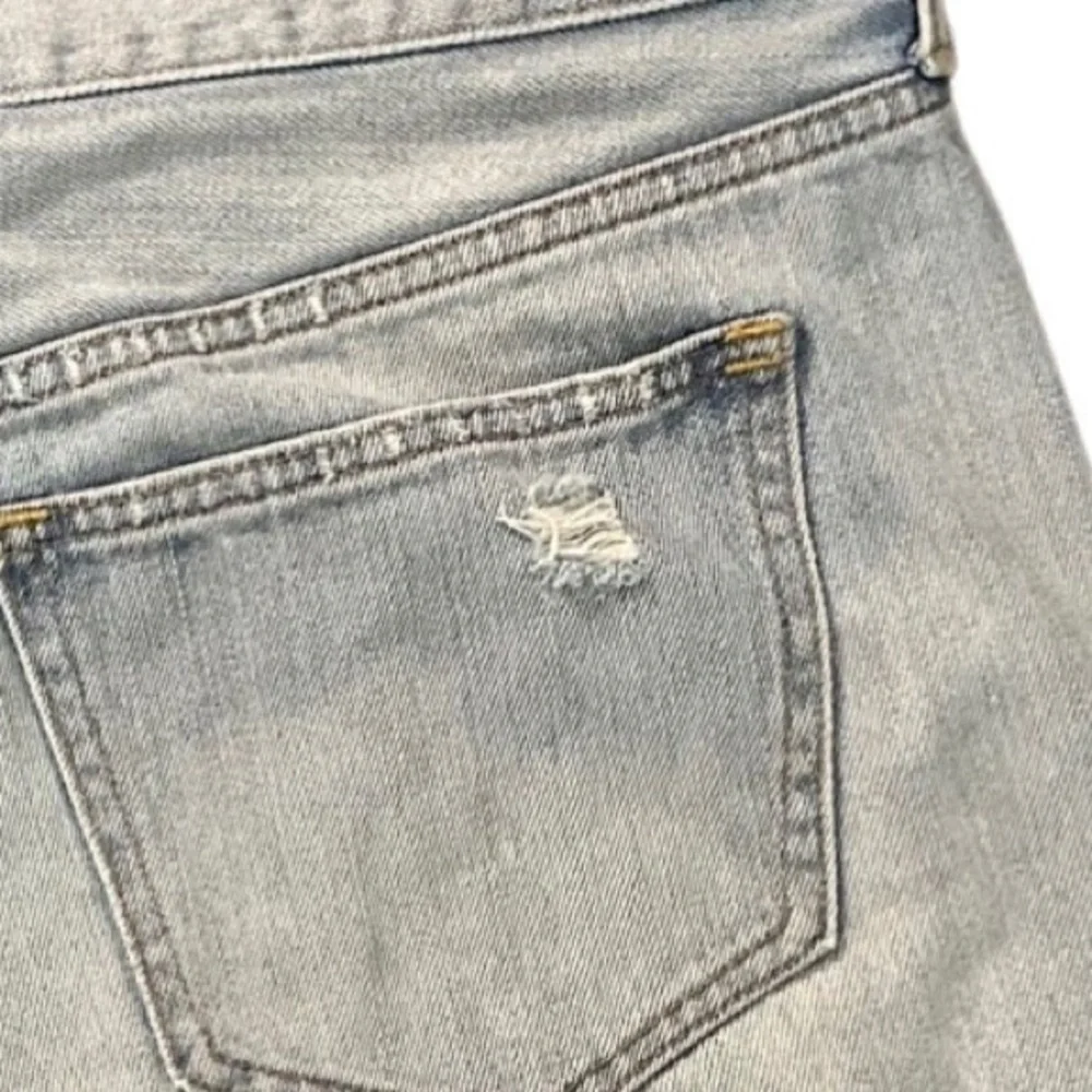 J.CREW Light-wash Distressed Jean Shorts Blue Women’s Size 28.